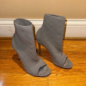 Gianvitto Rossi Stretchy Pump